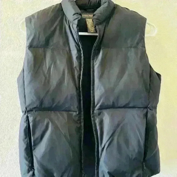 Banana Republic puffy vest jacket - Picture 1 of 5